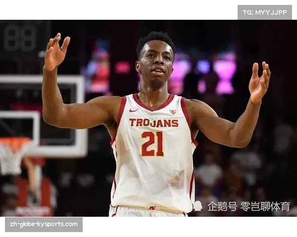 法莱卡斯放一步防守策略，引诱突破后内线合围见效